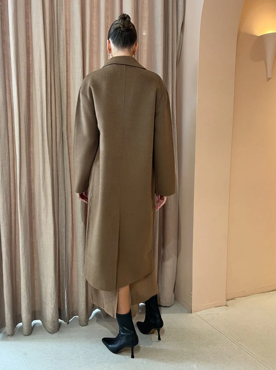 Elka Collective Emiliano Coat in Walnut