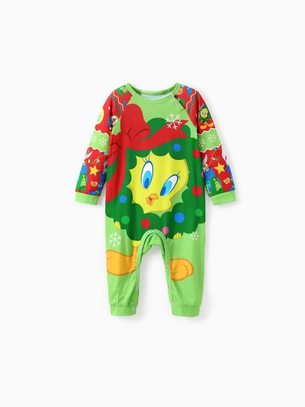 Family Matching Looney Tunes Printed Christmas Pajamas Set