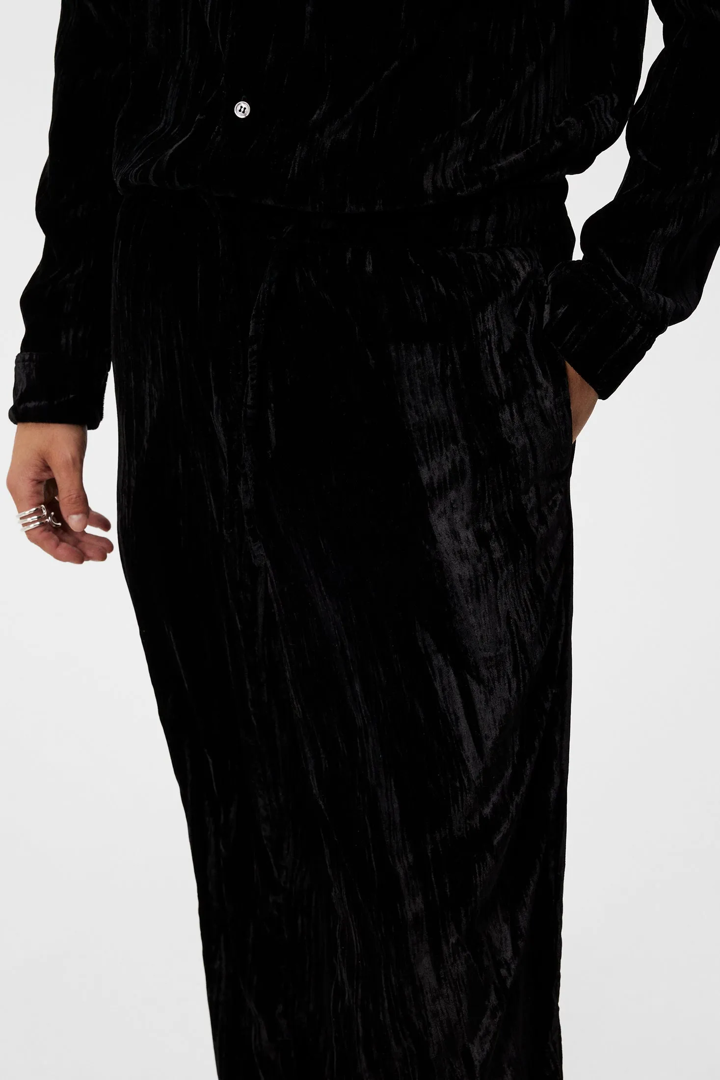 Noah Wide Velvet Pants / Black