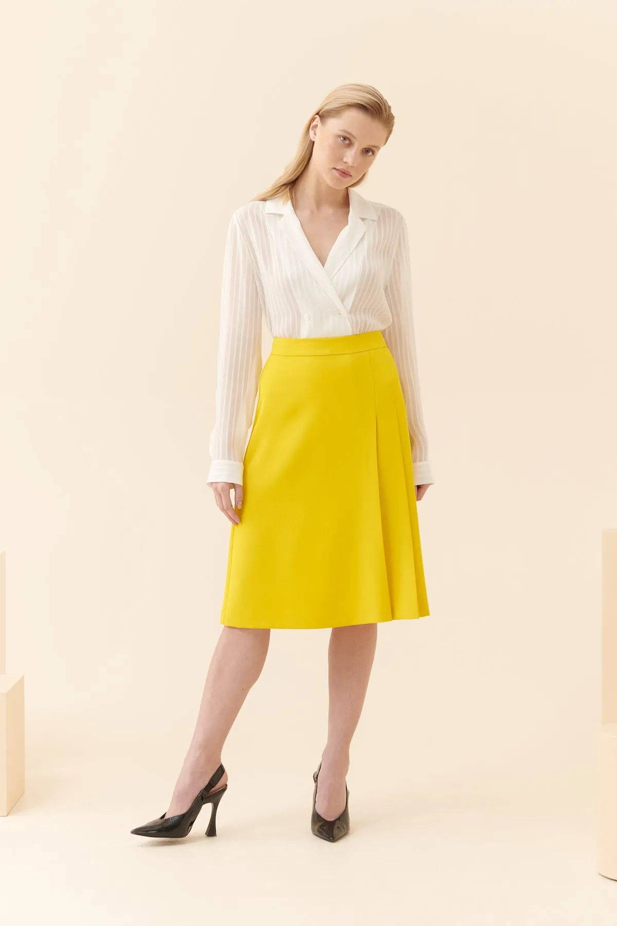 Roman Solid Pleated Detail Skirt Yellow